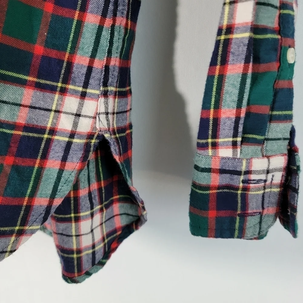 J.CREW Always Women's Green/Red/White Plaid Holidays Schaket Sz 6 Long Sleeve